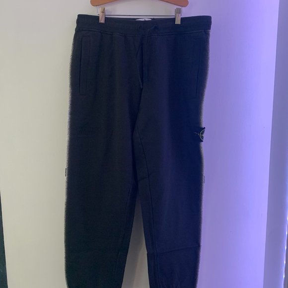 Stone Island Supreme Black Stripe Sweatpants SS22 - Picture 4 of 13